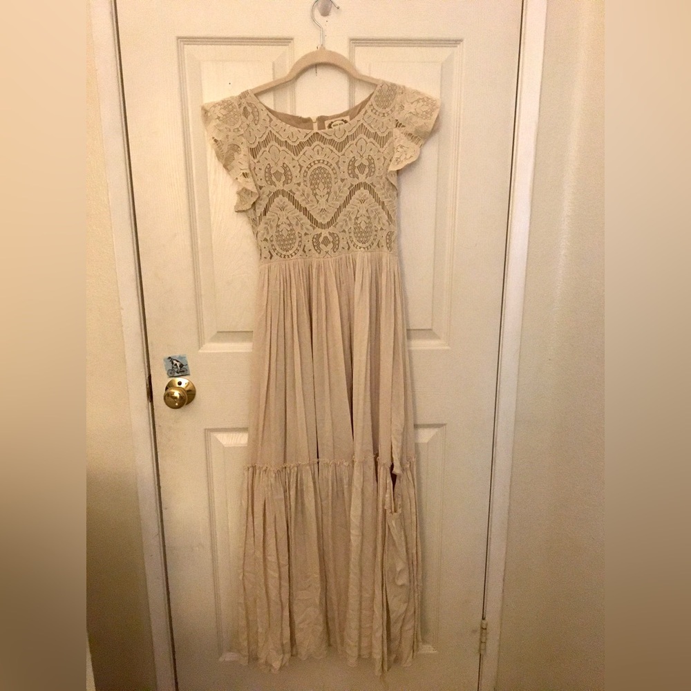 This is a fancy boho dress that will catch the eye of anybody and or everybody!